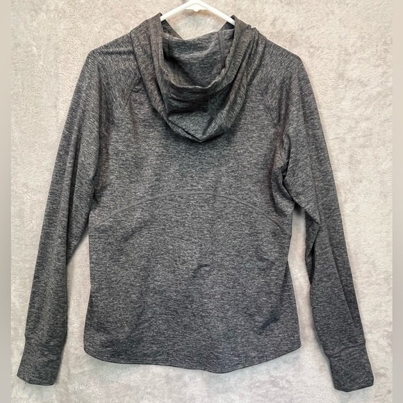 NWT Women's Cutter & Buck Adapt Eco Hooded Performance Pullover Sz M Thumb Holes - Picture 13 of 16